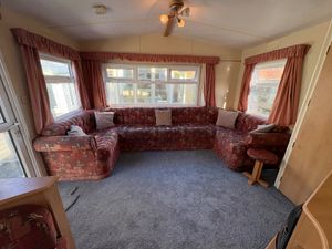 3 bedroom Mobile Home, Double Glazed - Image 2