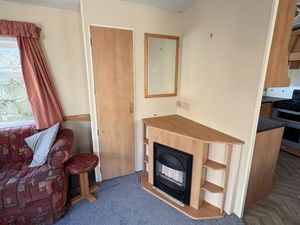 3 bedroom Mobile Home, Double Glazed - Image 3