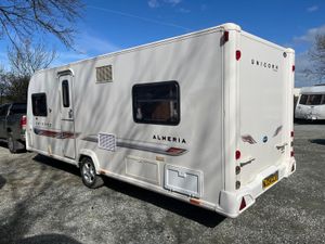 Bailey unicorn caravan - Image 2