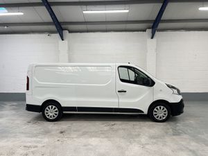 2021 Renault Trafic Panel Van - Image 4