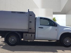 VB - 2020 Isuzu D-Max Tipper Van - Image 3