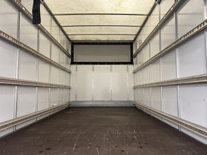 VB - 2023 Ford Transit Luton Box Van - Image 3