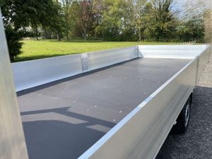 VB - 2022 Volkswagen Crafter Dropside - Image 2