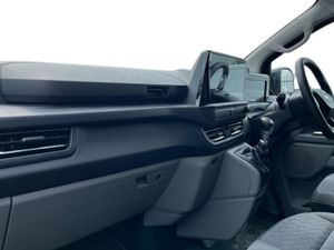 Ford Transit Custom LIMITED - Image 3