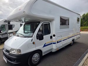 2004 Burstner A647 LHD 6 berth AUTO Motorhome - Image 2