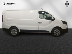 Renault Trafic Swb Diesel Advance - Image 2