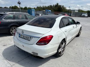 16 Merc C220 Diesel 2.1 Manual 275km Starting - Image 3