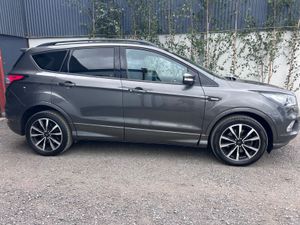 2018 Ford Kuga *Crewcab* ST line - Image 3