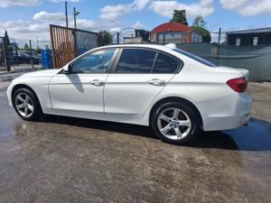 2018 BMW  320D    Automatic XDrive - Image 4