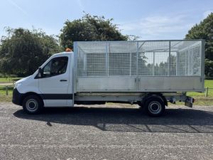 VB - 2021 Mercedes-Benz Sprinter Tipper Van - Image 2