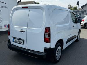 Peugeot Partner 1.5 BLUE HDI 75 BHP - Image 4