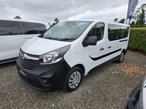 Vauxhall Vivaro 2900 Combi LWB Euro 6 - Image 2