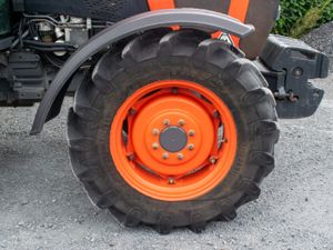 Kubota M5091 Tractor - MINT - Image 3
