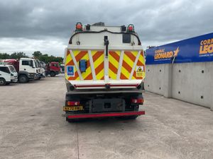 2021 DAF LF180 4x2 Sweeper - Image 4