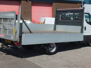 VB - 2022 Iveco Daily Dropside Van - Image 2