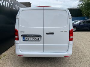 MERCEDES-BENZ VITO 2.0 CDI AUTO 114 KA/L STYLE - Image 4