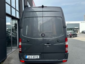 Mercedes-Benz Sprinter Camper / Racevan - Image 3