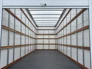 VB - 2022 Mercedes-Benz Sprinter Luton Box Van - Image 2