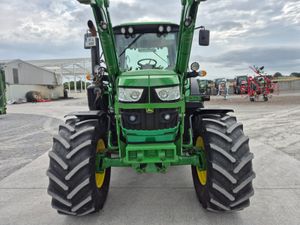 John Deere 6110M 2017 - Image 4