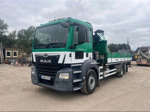Man 6x2 Hiab Crane - Image 2