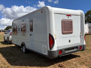 Knaus starclass 4 berth caravan - Image 3