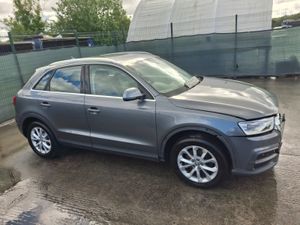 182 Audi Q3  2.0 Tdi - Image 2