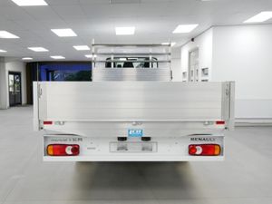 VB - 2026 Renault Master Dropside Van - Image 3