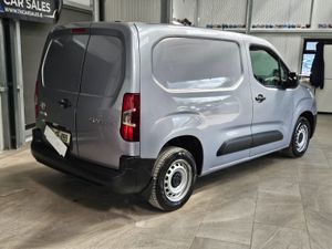 211 TOYOTA PROACE CITY 1.5 DIESEL 3 SEATER - Image 3
