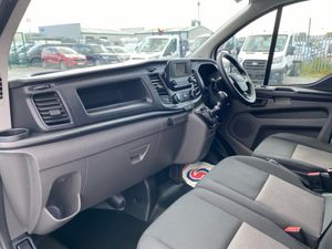 Ford Transit Custom Leader LWB Air Con - Image 4