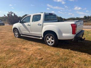 Isuzu D-Max 2018 1.9 Diesel 4x4 - Image 4