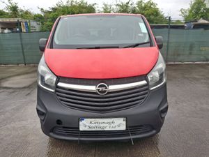 2016 Opel Vivaro  9 seater bus .Drive away - Image 4
