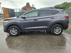 162 Hyundai Tucson  Light Damage - Image 2