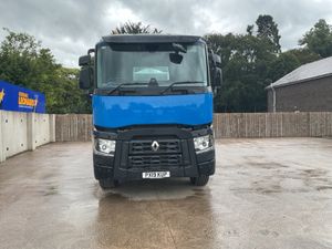 2019 (19) RENAULT TRUCKS C430 8x4 Tridem Mixer - Image 4