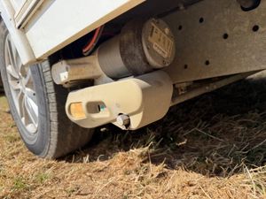 Lunar Quasar – Top of the Range – Powrtouch Motor - Image 4