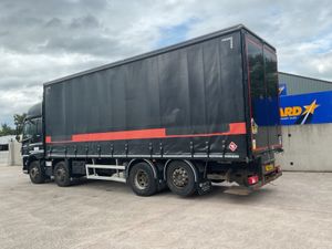 2019 (19) DAF CF410 8x2 Curtainsider - Image 3