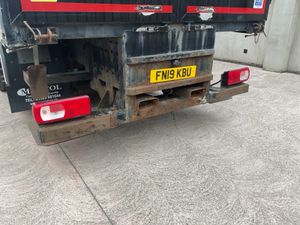 2019 (19) DAF CF410 8x2 Curtainsider - Image 4
