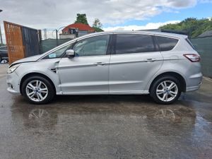 2016 Ford S-Max  7 seater  Automatic - Image 2