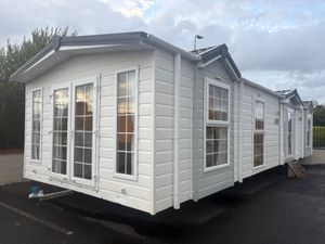 🏡 FAIR DEAL CARAVANS LTD  BANK HOLIDAY WEEKEND ME - Image 3