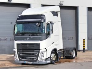 2019 VOLVO FH460 4X2 LOW-RIDE TRACTOR UNIT - Image 3
