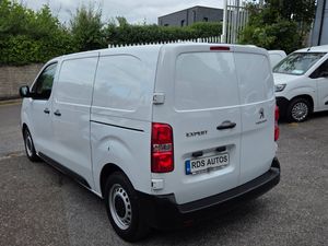 🔥23 PEUGEOT EXPERT MWB HIGH SPEC🔥 - Image 4