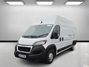 Peugeot Boxer L4 H3 tiny kms - Image 3