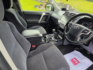 Toyota Land Cruiser 2021 LWB price includes vat - Image 4