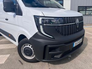Renault Master E-Tech 87-KWH Start - Image 2