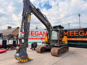 2022 Volvo EC140EL digger excavator - Image 3