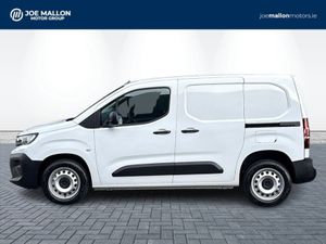 Peugeot Partner PRO PLUS 1.5 HDI AUTO 130 1000 €26 - Image 4