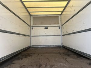 2023 Ford Transit Luton Box Van - Image 3