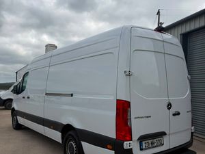 ROI REG!! Mercedes-Benz Sprinter 2023 - Image 4