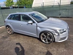 2015 Audi A3  Sportback TDI Very Light Damage - Image 3