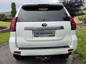 Toyota Land Cruiser 2021 LWB price includes vat - Image 4