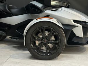RT SPYDER 1330 TRICYCLE - Image 3